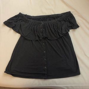 American Eagle off the shoulder t-shirt
